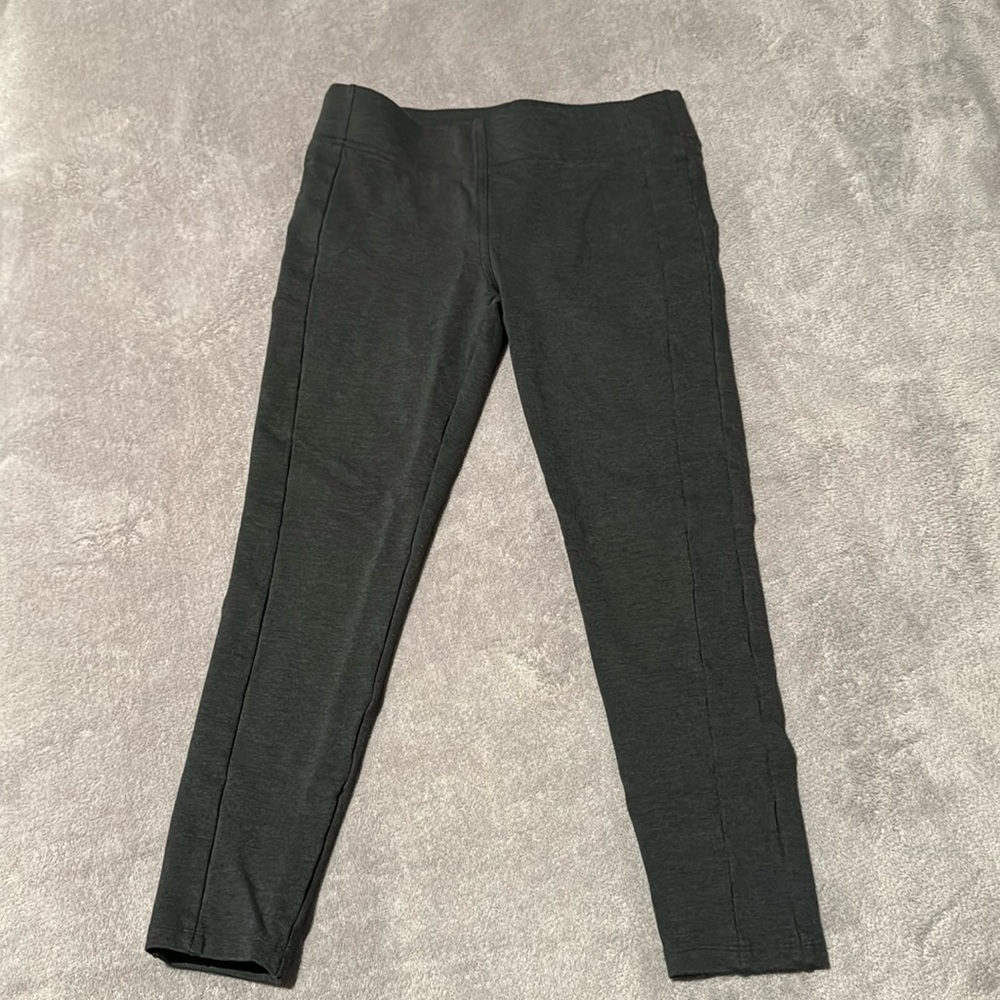 Loft Outlet Women Sz‎ M Leggings Slim Through Hip & Thigh Dark Gray/Black